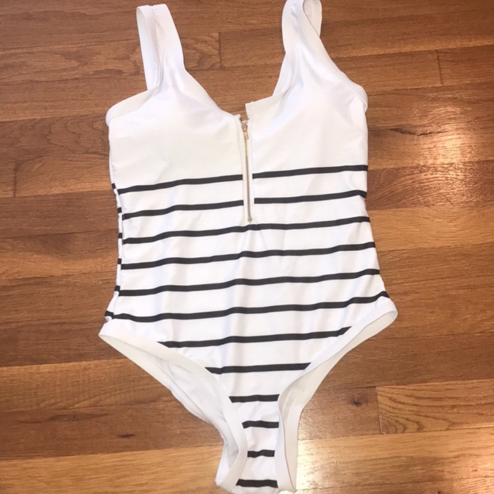 ONE PIECE SWIMSUIT BRAND NEW
